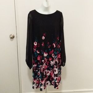 WHBM Chiffon Sleeve Shift Dress